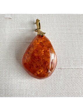 Natural Amber Teardrop Pendant Gold Tone Bail Honey Cognac 1 3/4"